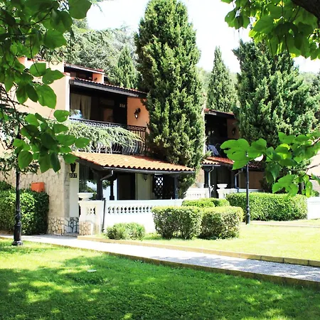 Villas Elenite 3*