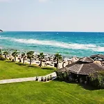 אתר נופש Villas Elenite 3*