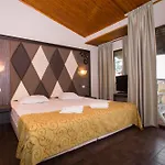 Rezort Villas Elenite 3*