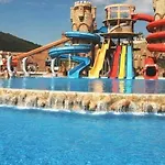 אתר נופש Villas Elenite