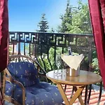Villas Elenite Resort