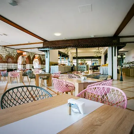 Villas Elenite リゾート