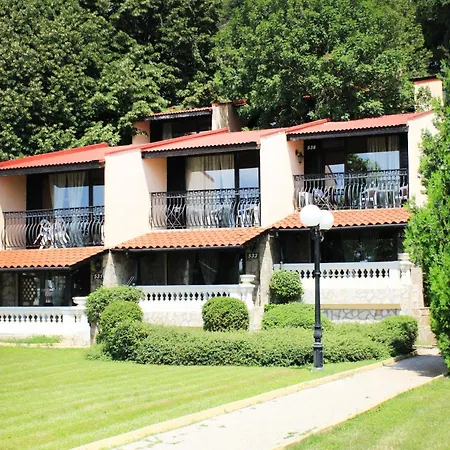 Resort Villas Elenite Elenite