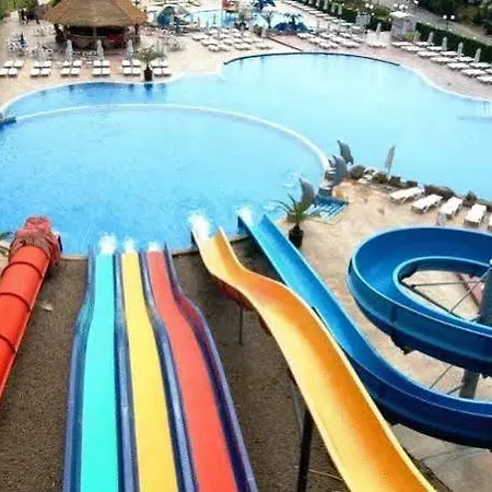 Villas Elenite リゾート